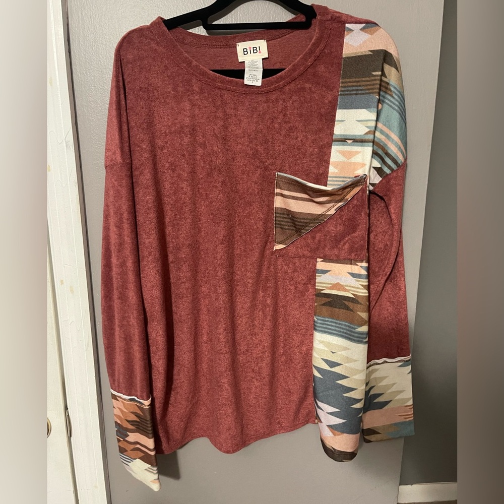 Rust Patterned Women's Sweater - Picture 3 of 4